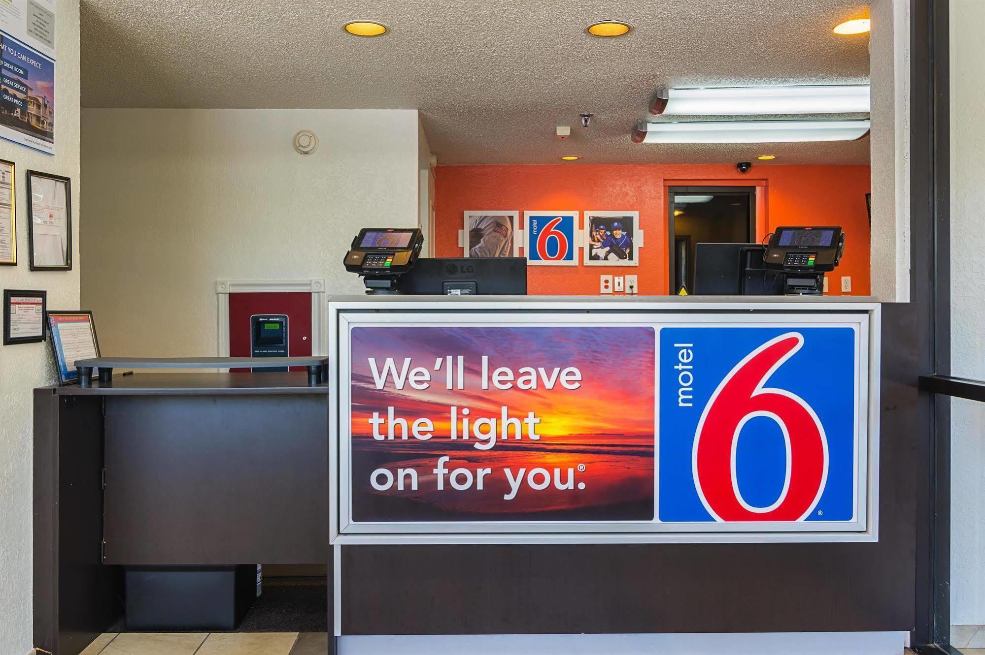 Motel 6-Tucker, Ga - Atlanta Northeast Екстериор снимка